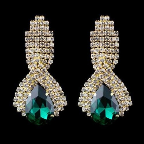 Jewelry - Emerald Green CZ Teardrop Drop Pierced Earrings